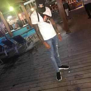 Meet your Posher, Devon